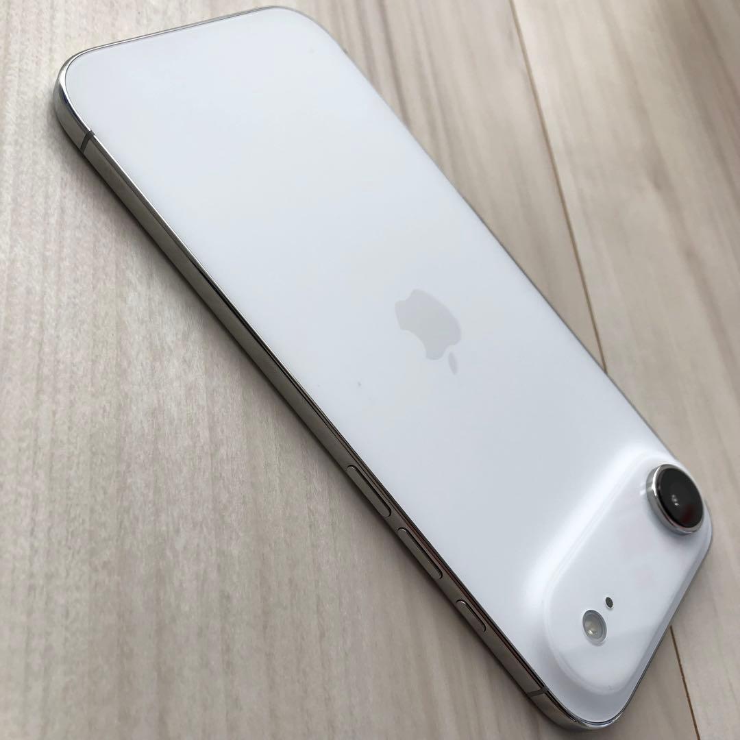 【重大な変更アリ値下げ】美品iPhone Air 256GB白