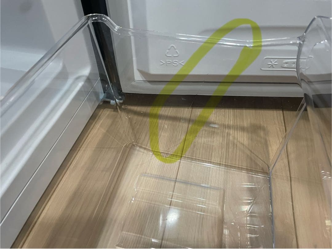 Hisense ブラック 冷蔵庫 上下二段式　175L