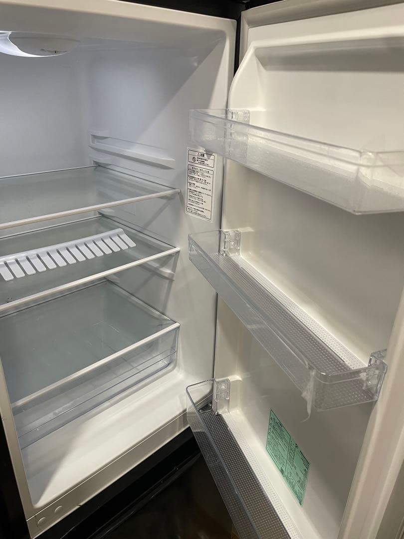 Hisense ブラック 冷蔵庫 上下二段式　175L