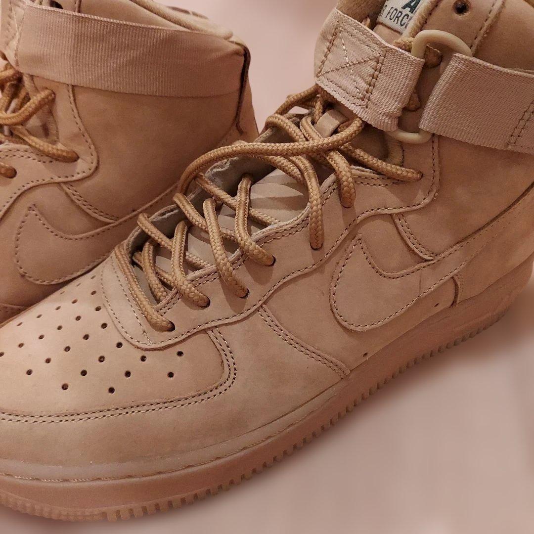 【美品】Nike Air Force 1 ベージュ スニーカー