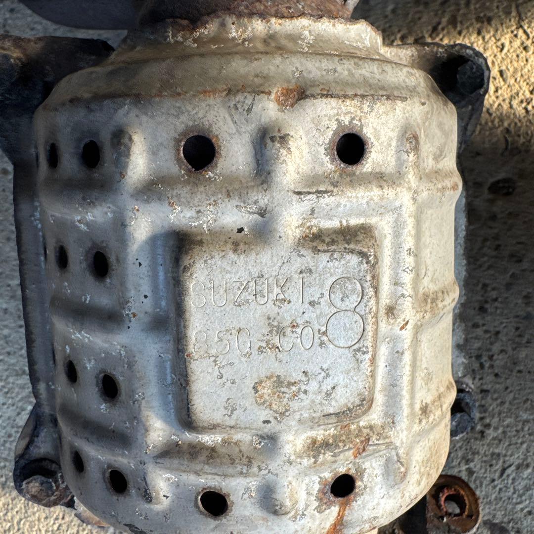 触媒　K6A CO8 ２個セット　ジャンク