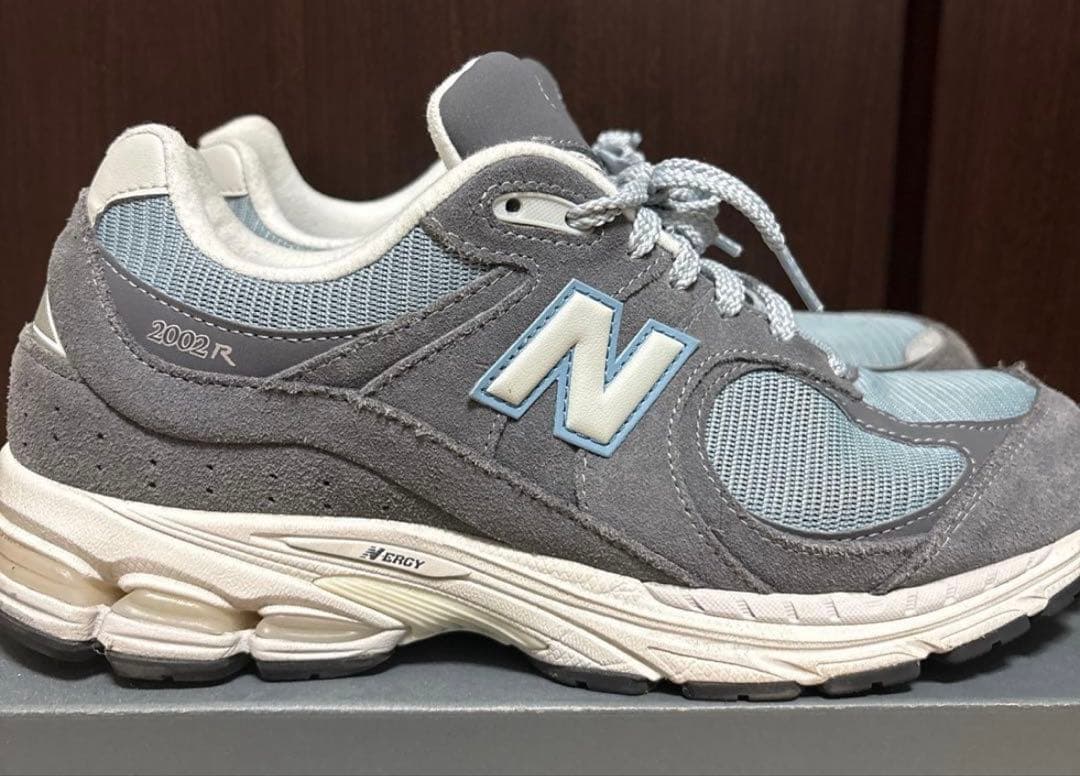 New Balance 2002R グレー/ブルー