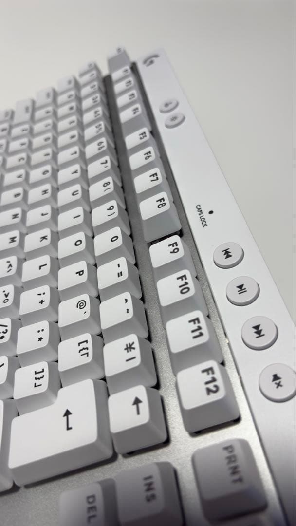 Logicool PRO X TKL RAPID ホワイト キーボード 本体