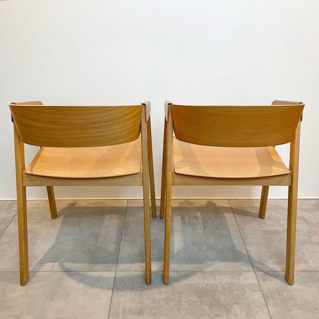 Shimo24ページ muuto COVER ARMCHAIR 左側1脚