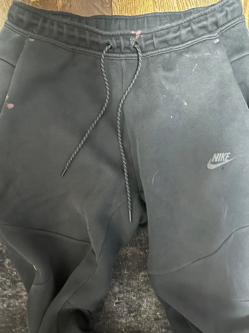 ナイキ　テックフリース　パーカー　ジョガーパンツ　上下セットアップ　ブラック　黒