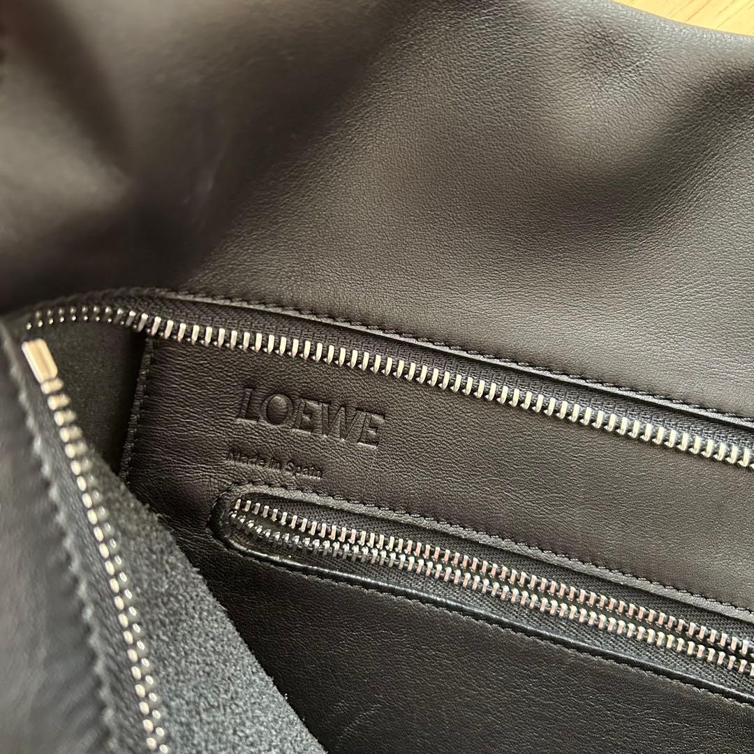 LOEWE ブラックレザートートバッグ