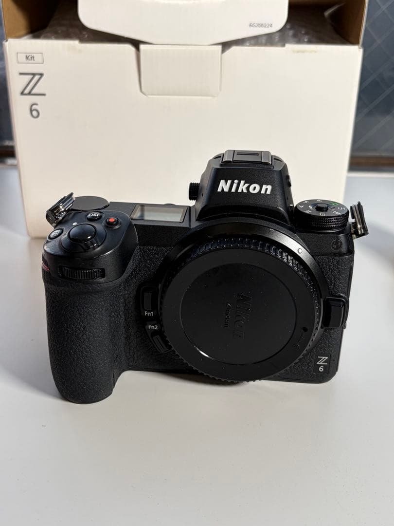 Nikon Z6 ミラーレス一眼カメラ 本体 箱付き