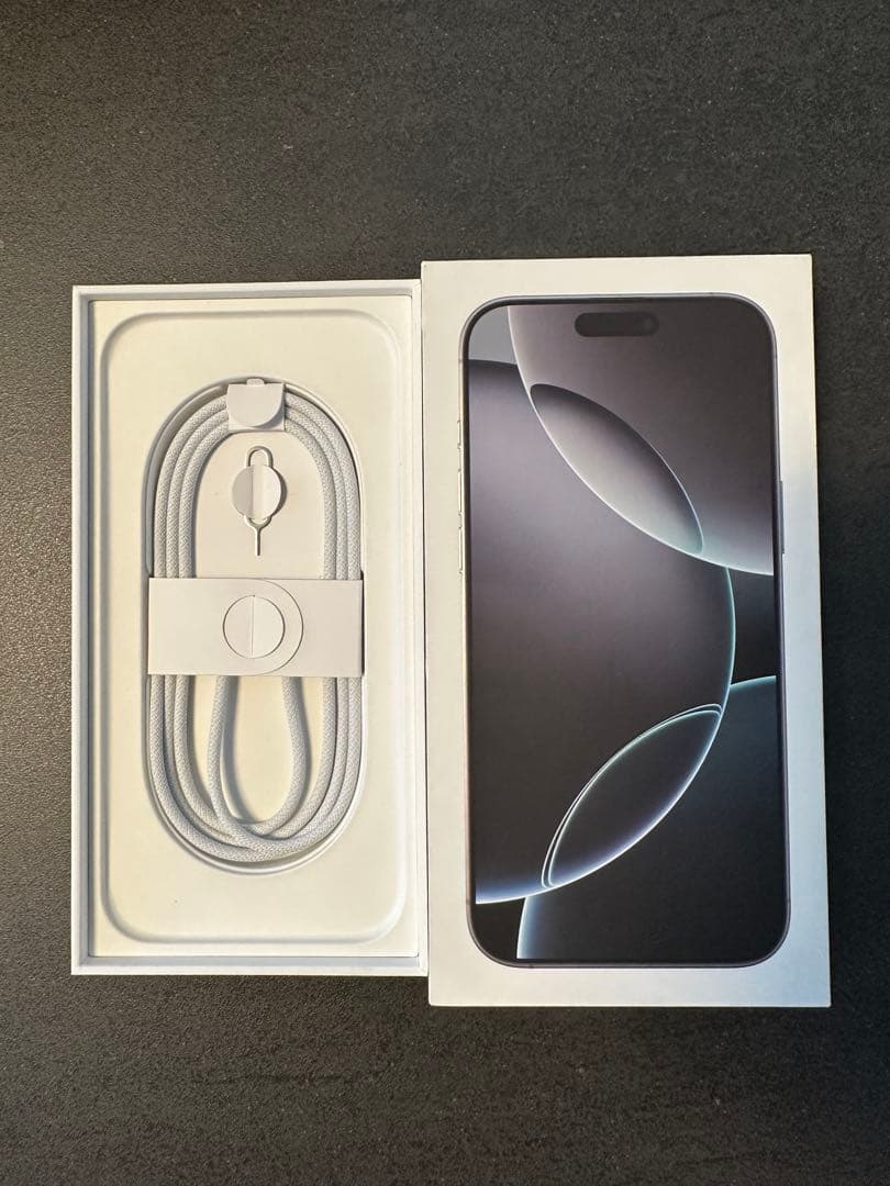 iphone 16 Pro max 512gb バッテリー100% 充放電43回