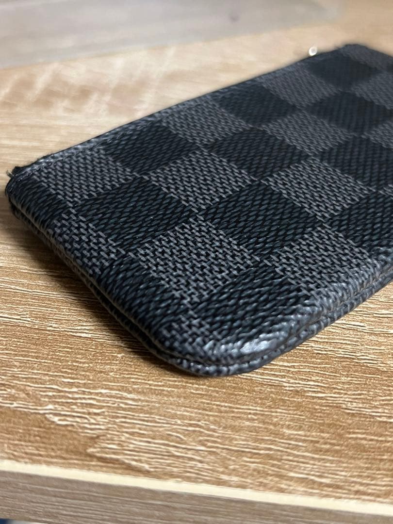 ルイヴィトン ケース ダミエグラフィット　ポシェットクレ N60155