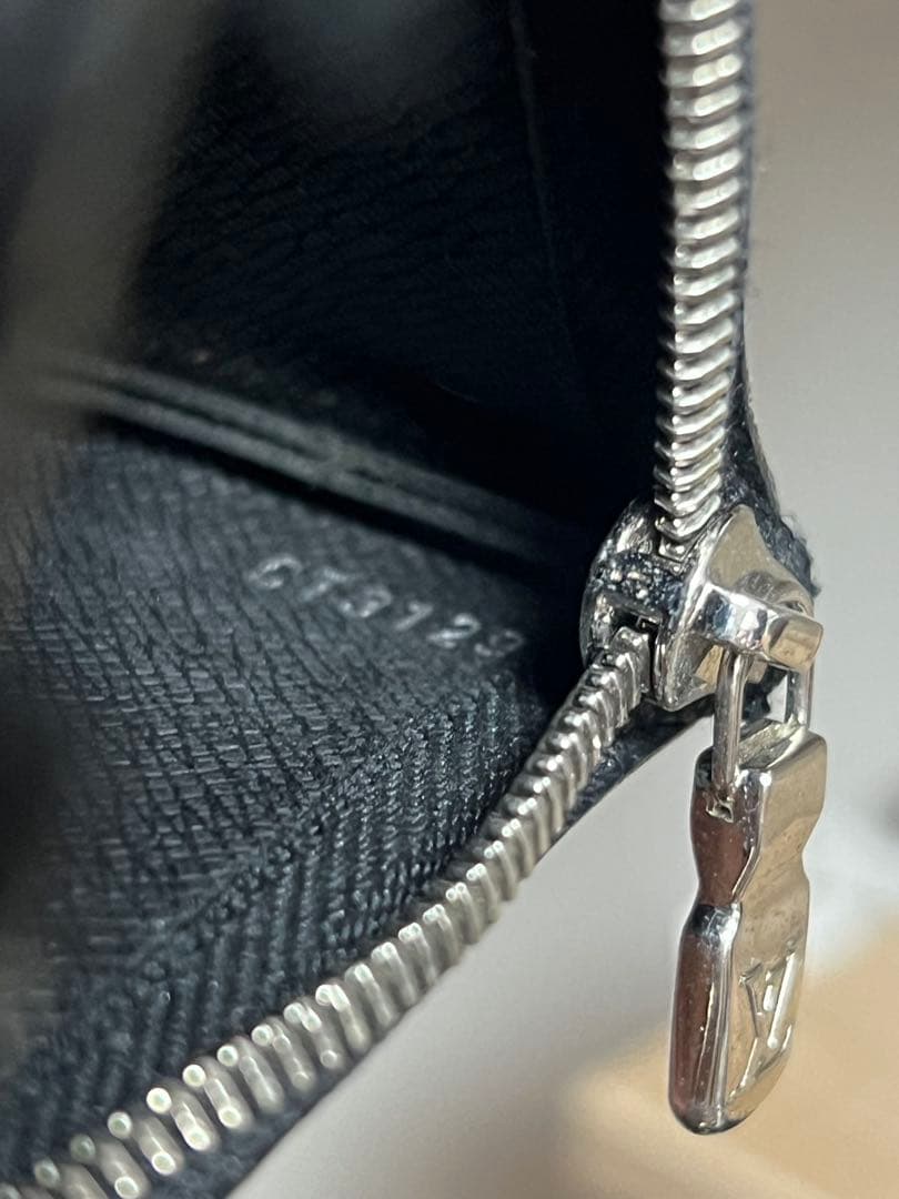 ルイヴィトン ケース ダミエグラフィット　ポシェットクレ N60155