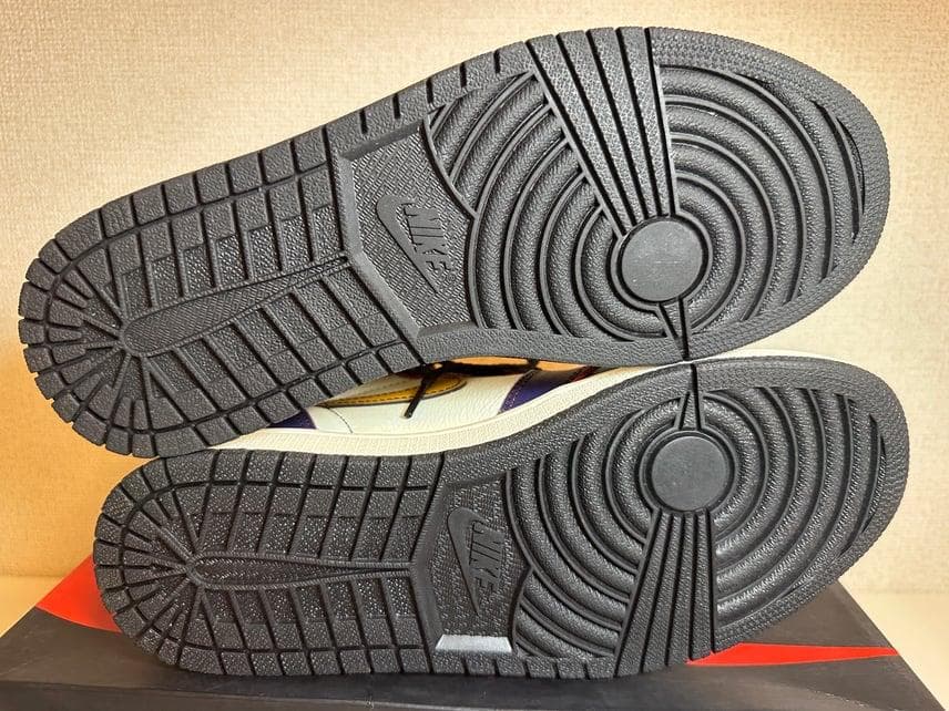 靴 NIKE SB Jordan1 LA to Chicago 28cm