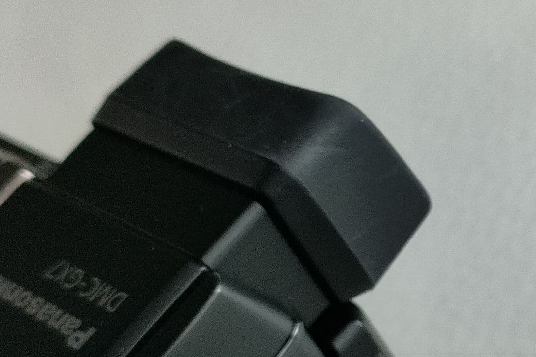 LUMIX GX7本体 バッテリー 充電器 ストラップ キャップ　オマケ有り