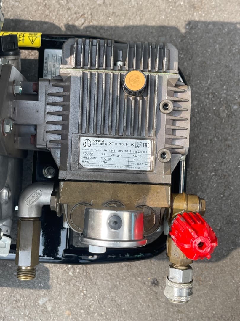 スーパー工業 エンジン式高圧洗浄機 SEC-1310-2N