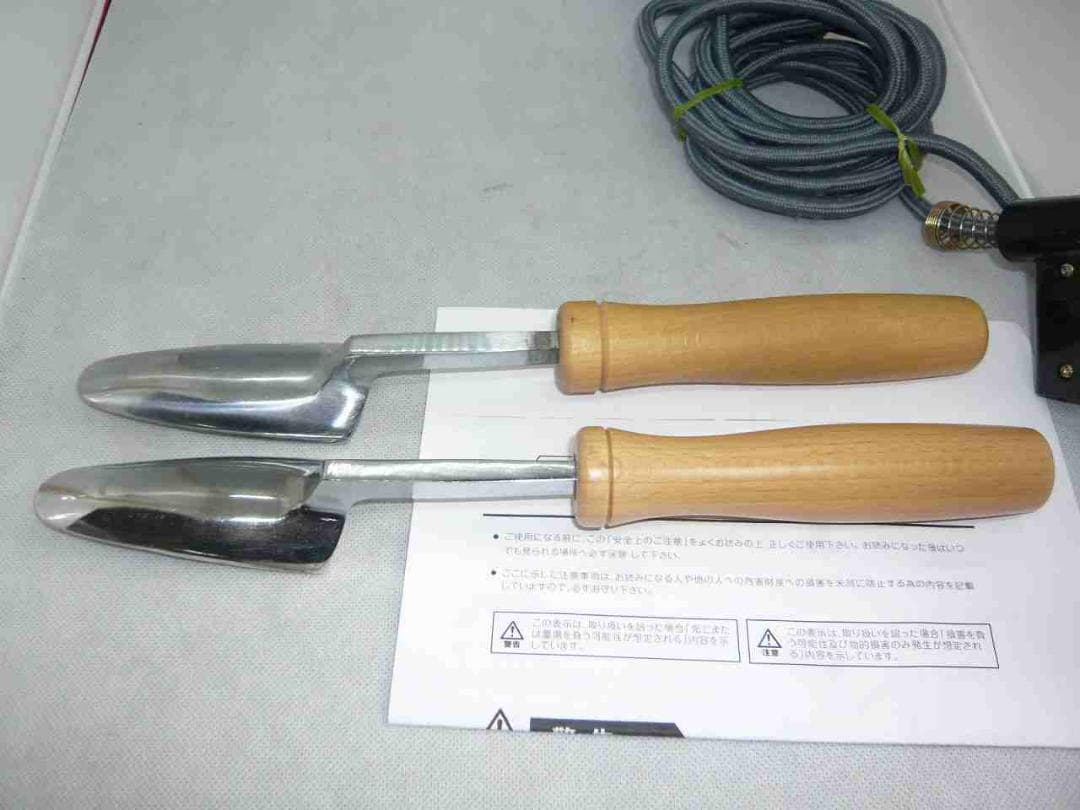 ⑤展示未使用品　タキイ和裁電化鏝　ランプ付　和裁こて　和裁コテ　鏝２本付　⑤