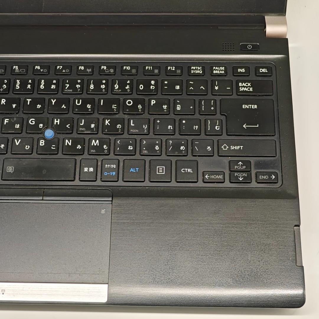 【東芝】R73 高速i7 SSD256GB 8GB ブラック ノートPC