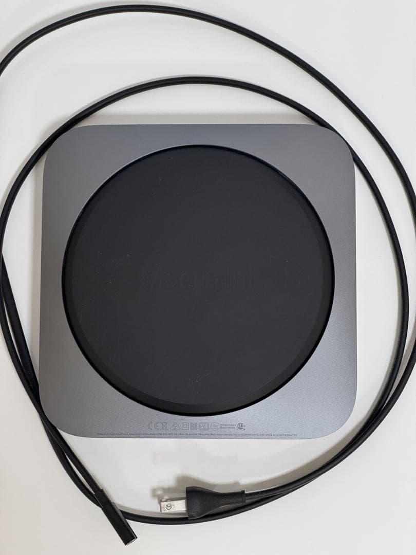Mac mini (2018) i7モデル