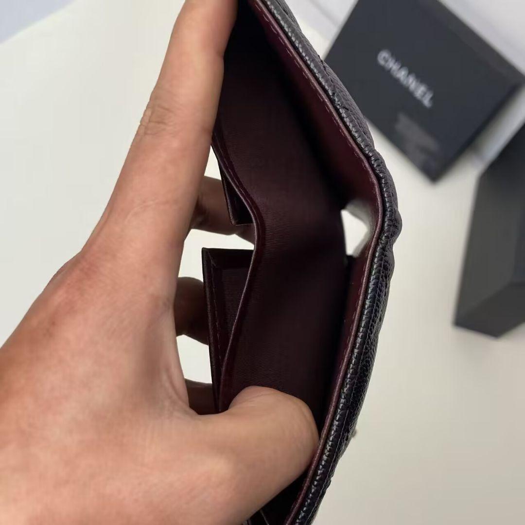 CHANEL キルティングレザー三つ折り財布 ブラック