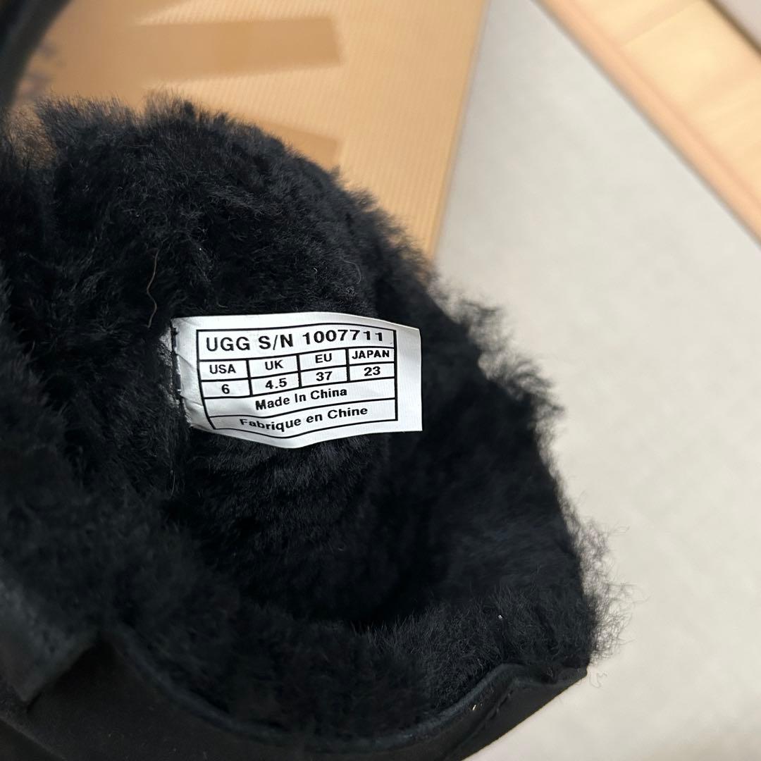 新品未使用 UGG W SEQUOIA ブラック アグ　セコイア ブーツ