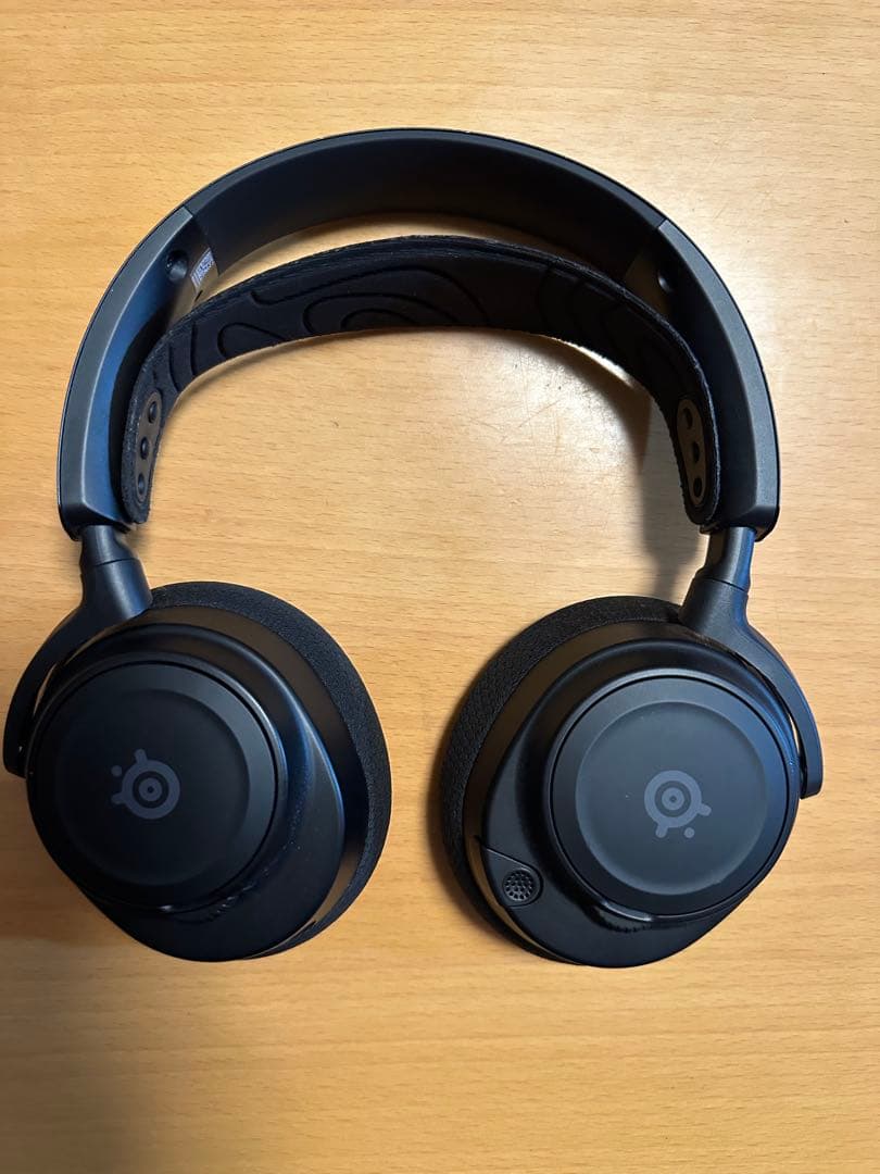 ヘッドホン SteelSeries Arctis 7 wireless