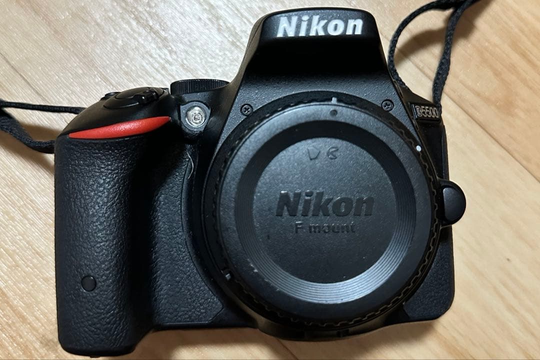 ニコン D5500 ボディ 一眼レフ 55-300mmレンズ