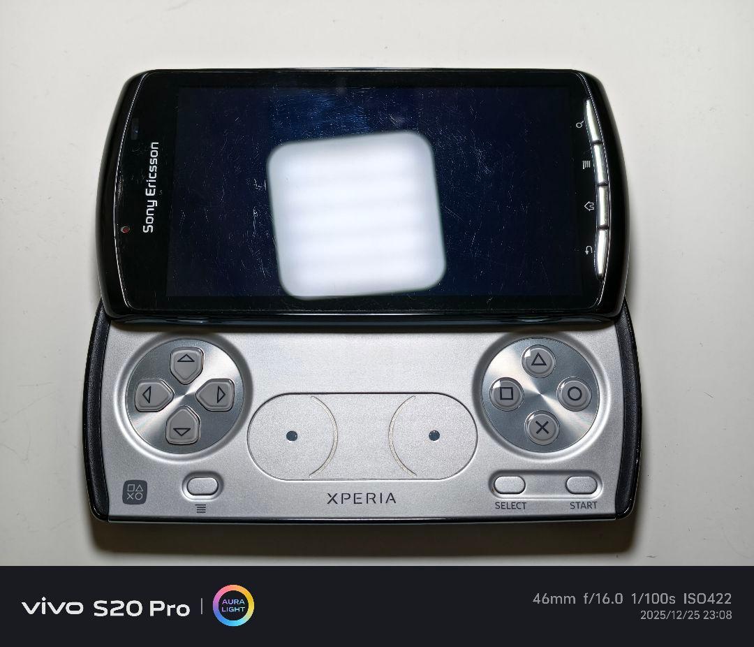【希少】 Xperia PLAY ジャンク