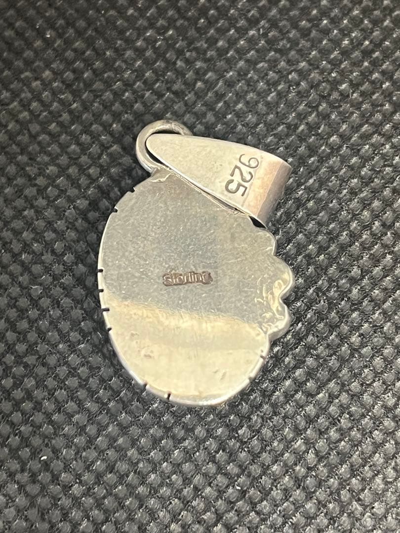 ズニ族 シルバー925インレイ シルバーペンダント ターコイズ コーラル