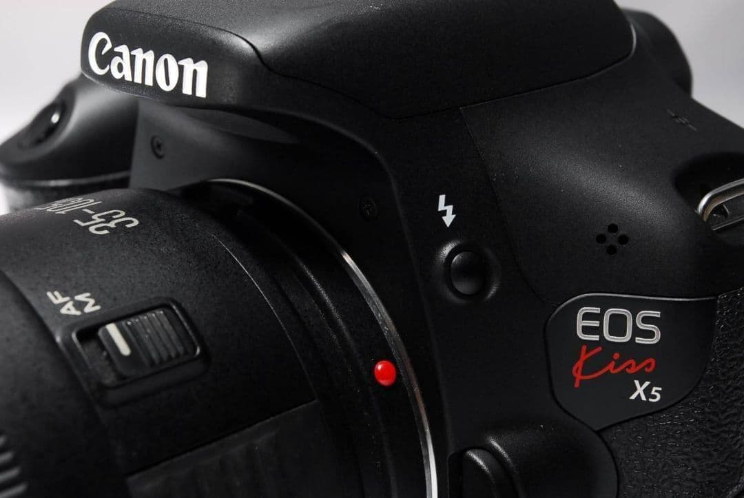 ♥新品級‼️シャッター数極少♥Canon Kiss X5 一眼レフ 超美品