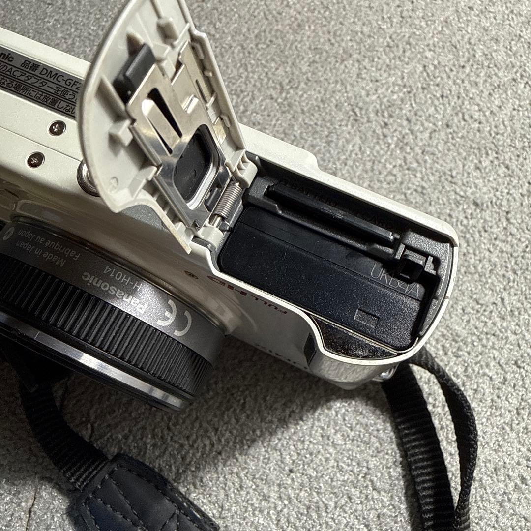 ☆動作OK Panasonic DMC-GF2 レンズ付き14mm F2.5