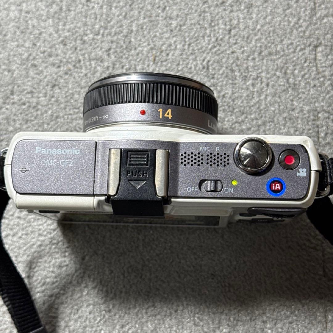 ☆動作OK Panasonic DMC-GF2 レンズ付き14mm F2.5