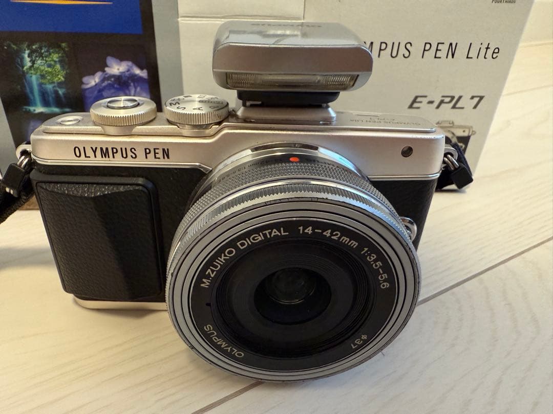 デジタルカメラ OLYMPUS PEN Lite E-PL7 14-42mm