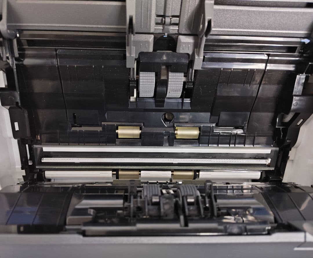 たまった書類を一気にスキャン 富士通 ScanSnap iX1400 高速機