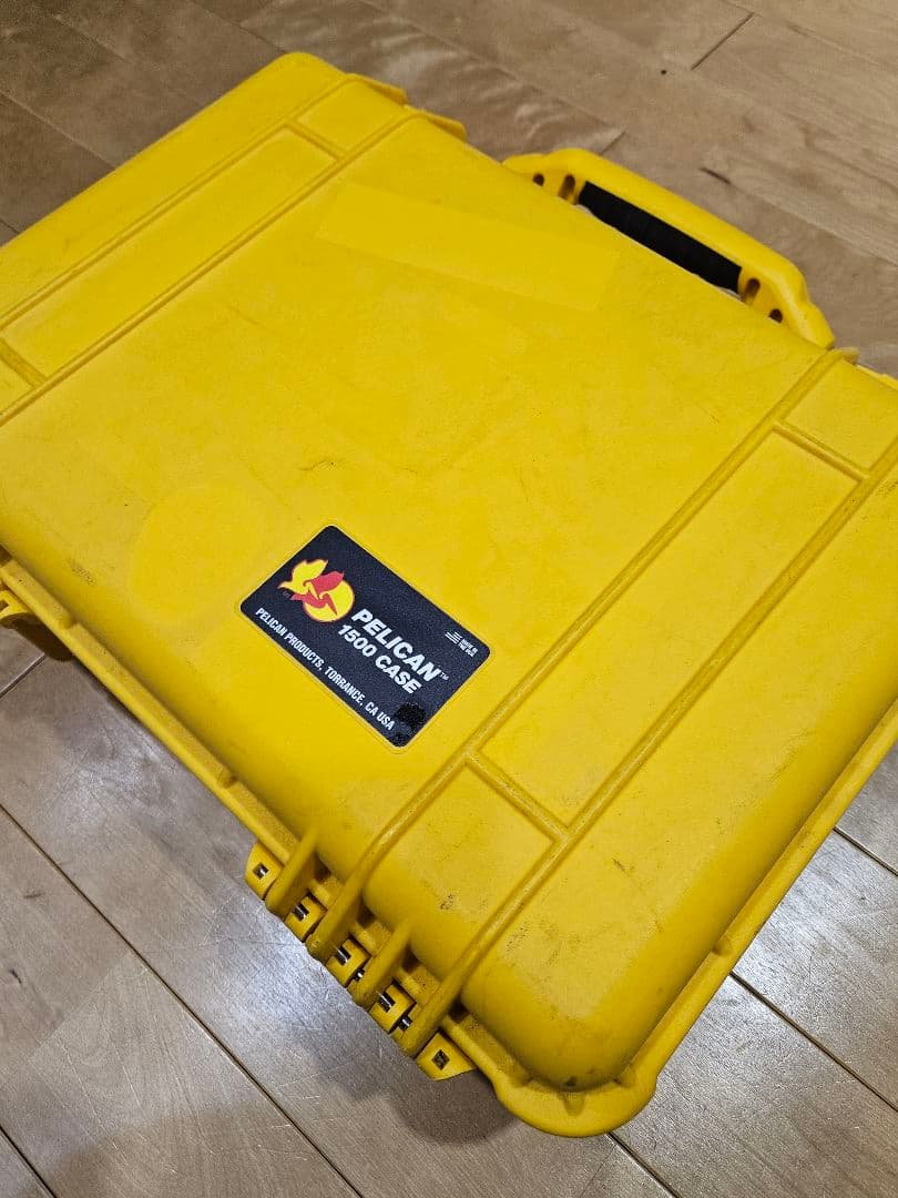 Pelican 1500 18L イエロー フォームパッド付き