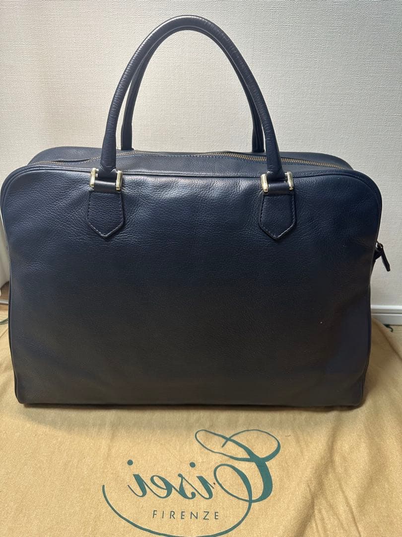 cisei カーフレザーブリーフケース