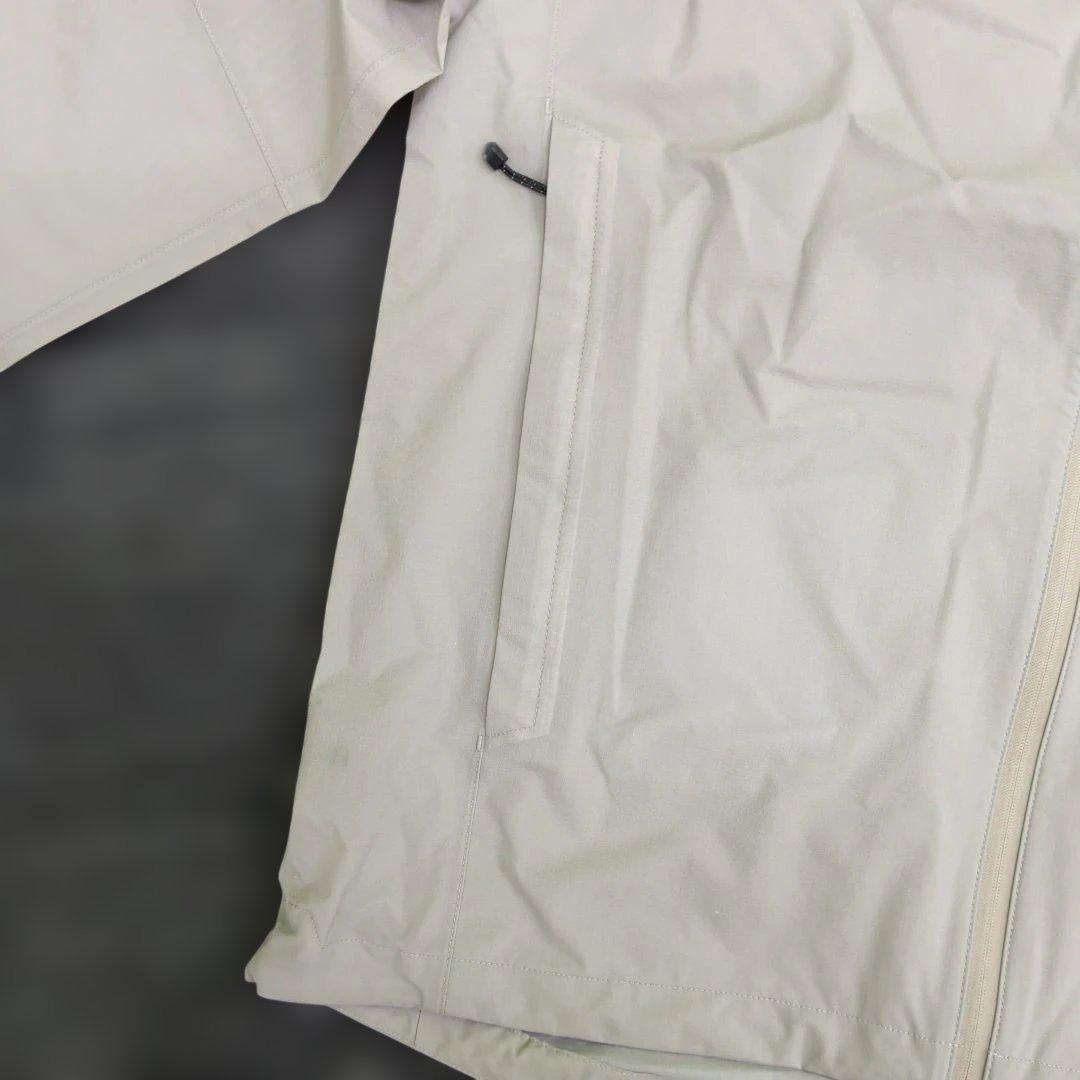 値下げ交渉❌️新品未使用　ザノースフェイスベンチャージャケットクレイグレーL