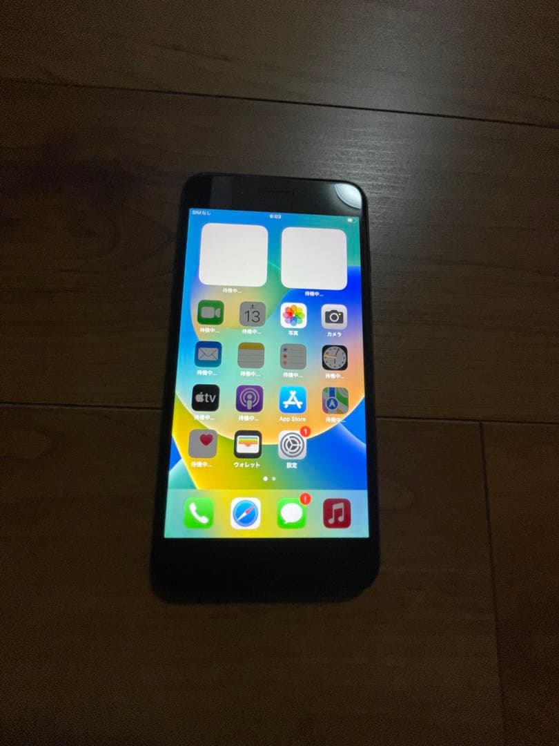 iPhone8 plus 64GB simフリー　美品　完動品