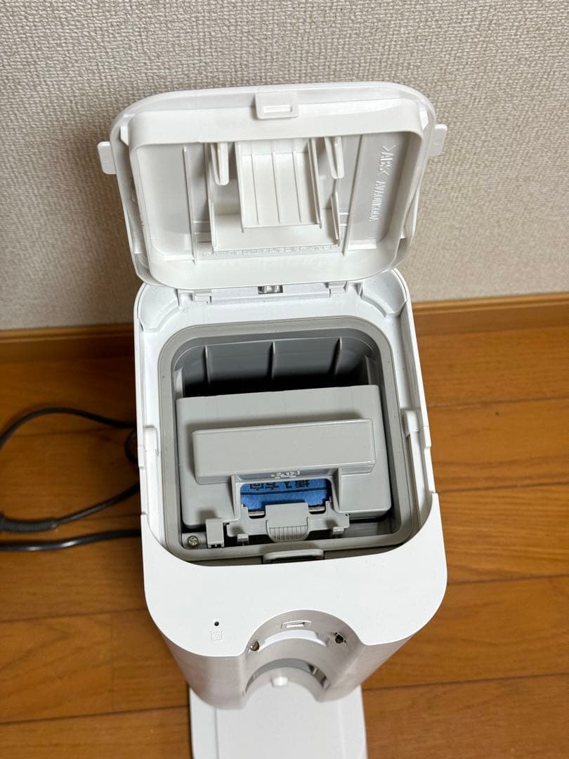 Panasonic コードレス 掃除機 MC-NS10K 22年製 動作保証