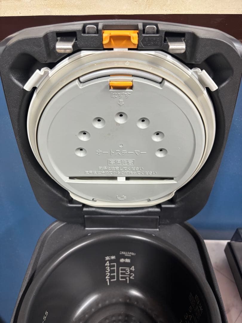 えいこ　HITACHI IH炊飯器 RZ-TS105M 2023年製