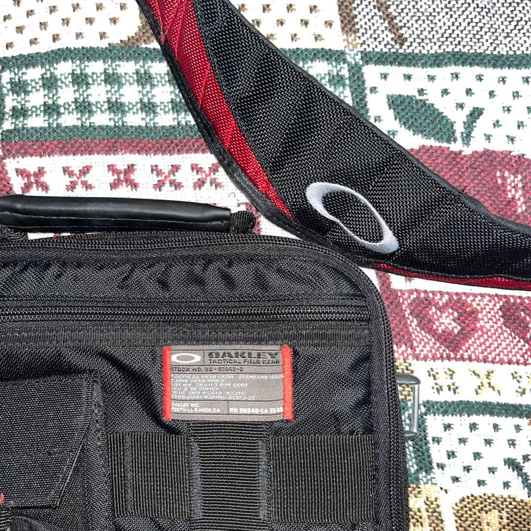 00s oakley ショルダーバッグ　激レア テック系　ノームコア