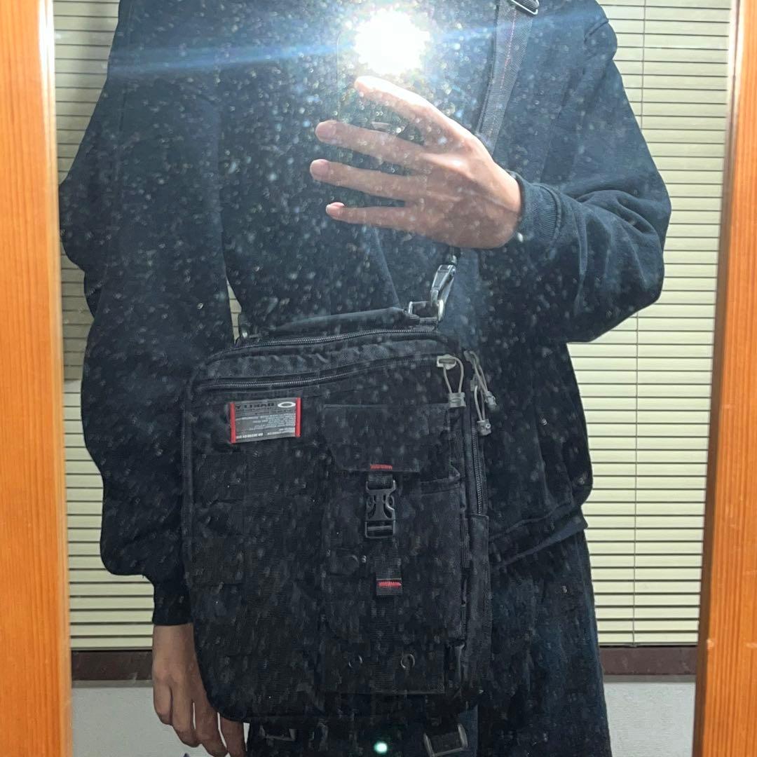 00s oakley ショルダーバッグ　激レア テック系　ノームコア