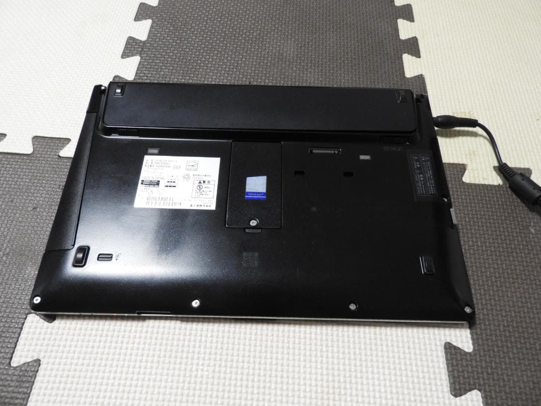 富士通 S937/S 13.3IPS液晶 i5 7300U 12GB 128GB