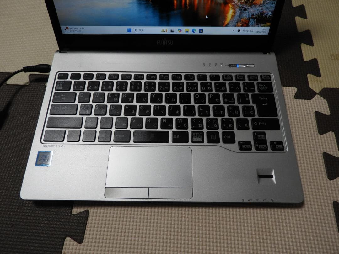 富士通 S937/S 13.3IPS液晶 i5 7300U 12GB 128GB