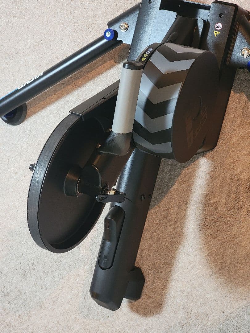 WAHOO 「ワフー」 KICKR MOVE スマートトレーナー※おまけ付き