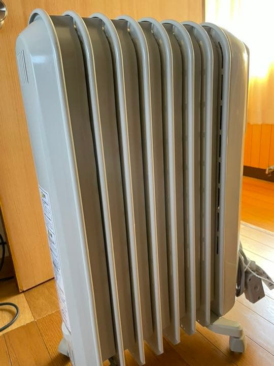 【DeLOngi（デロンギ）】ヴェント オイルヒーター V550807EFS