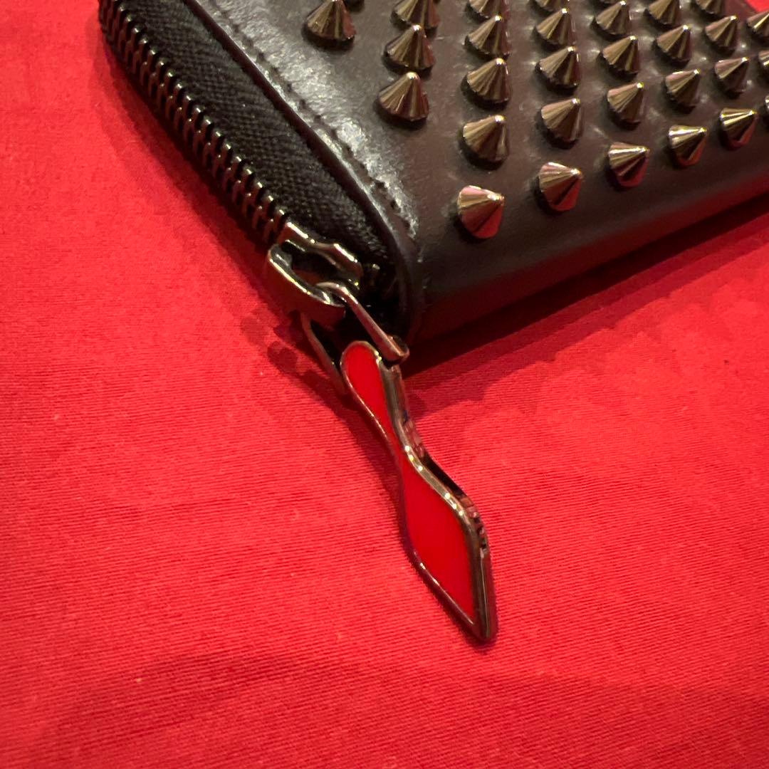 Christian Louboutin　クリスチャンルブタン　ケース
