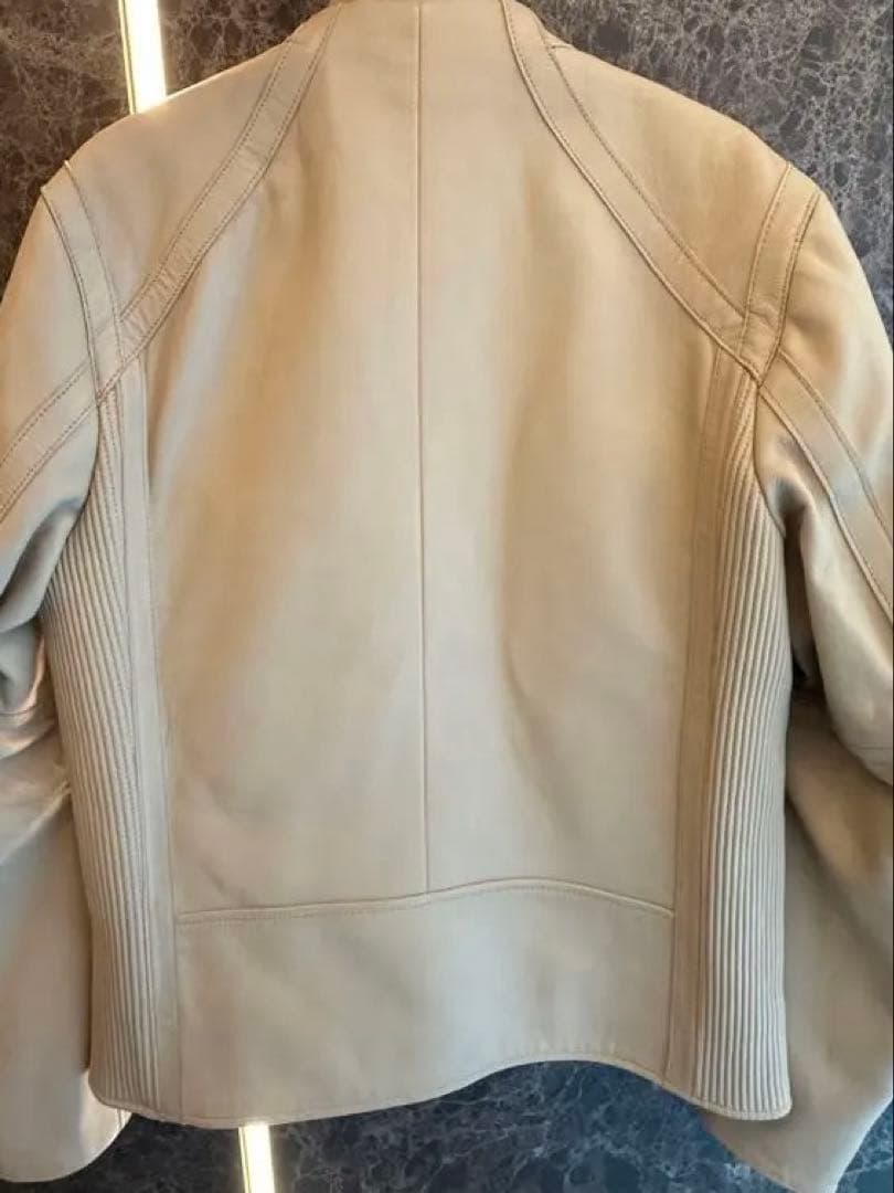 セール中！　C DIEM(カルペディエム) ライダース　M ベージュ新品タグ付き