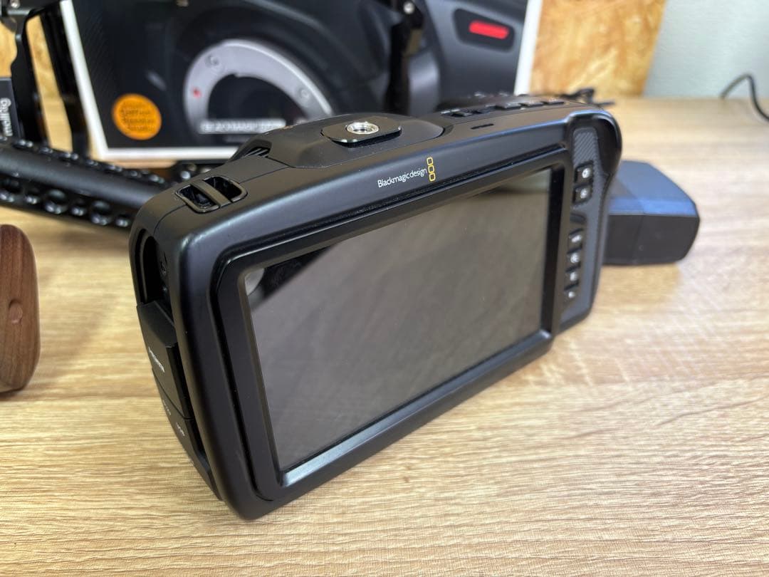 デジタルカメラ Blackmagicdesign Pocket Cinema Camera 4K