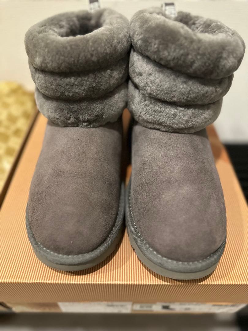 【美品】UGG グレー ムートンブーツ【最終値下げ】