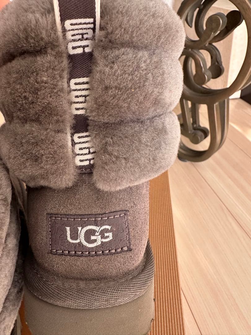 【美品】UGG グレー ムートンブーツ【最終値下げ】