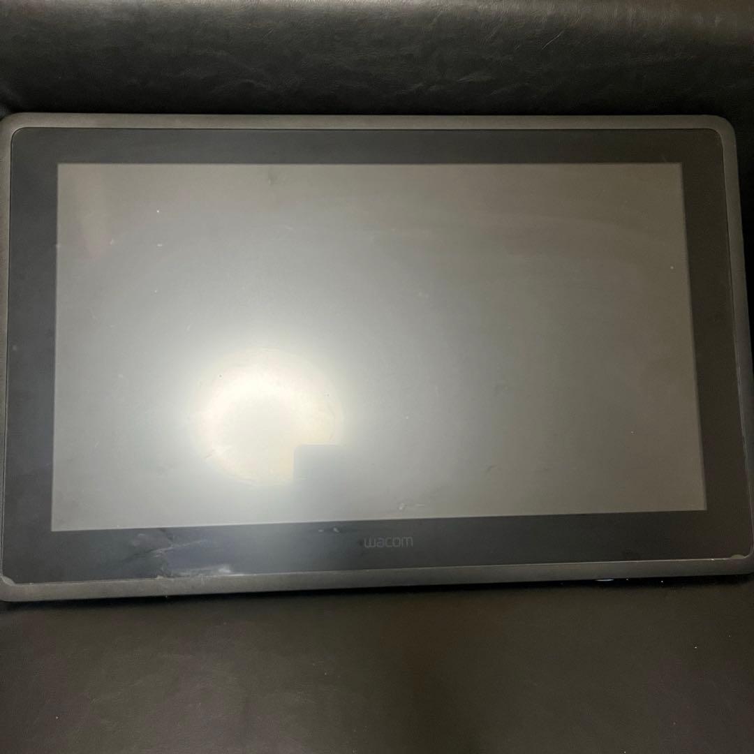 Wacom Cintiq 22 FHD DTK2260K1D 本体