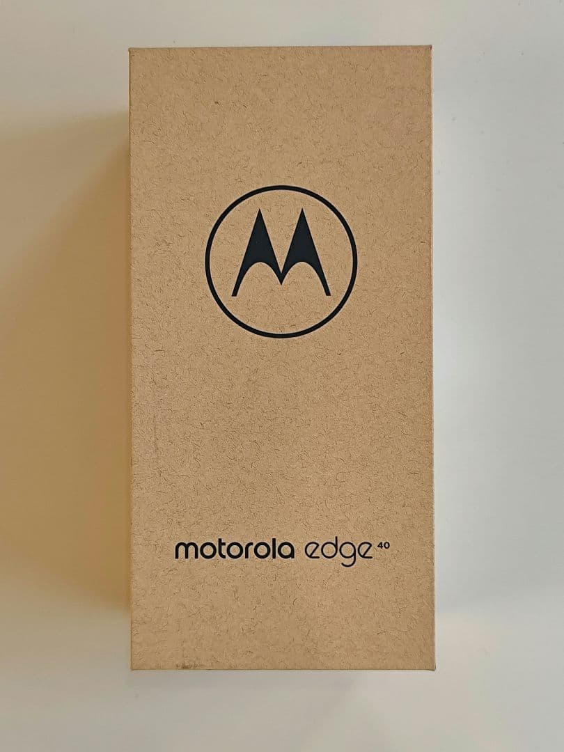 【即日発送・箱付き・中古美品】motorola edge 40 ルナブルー 本体